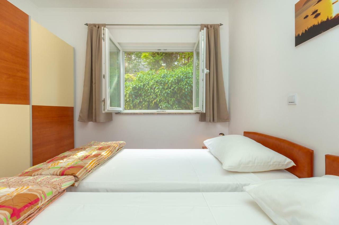 Apartment Vesna *
